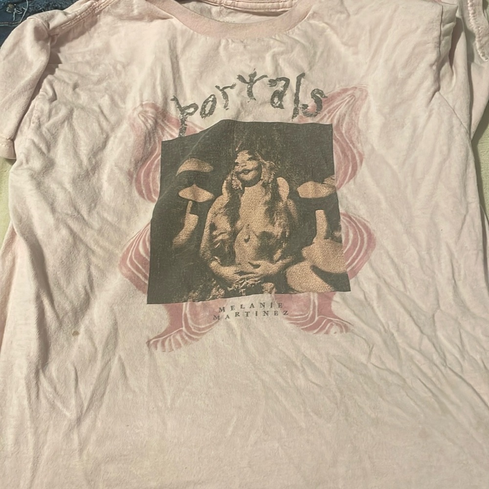 Melanie Martinez shirt!!